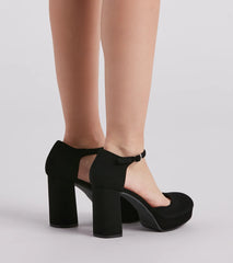 Classic Trendsetter Mary Jane Platform Heels