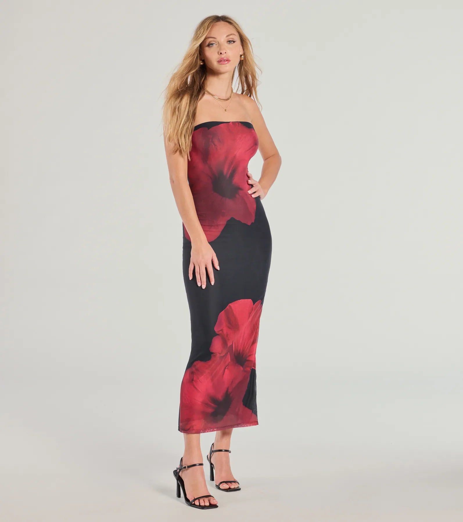 Impressive Blossom Strapless Floral Maxi Dress