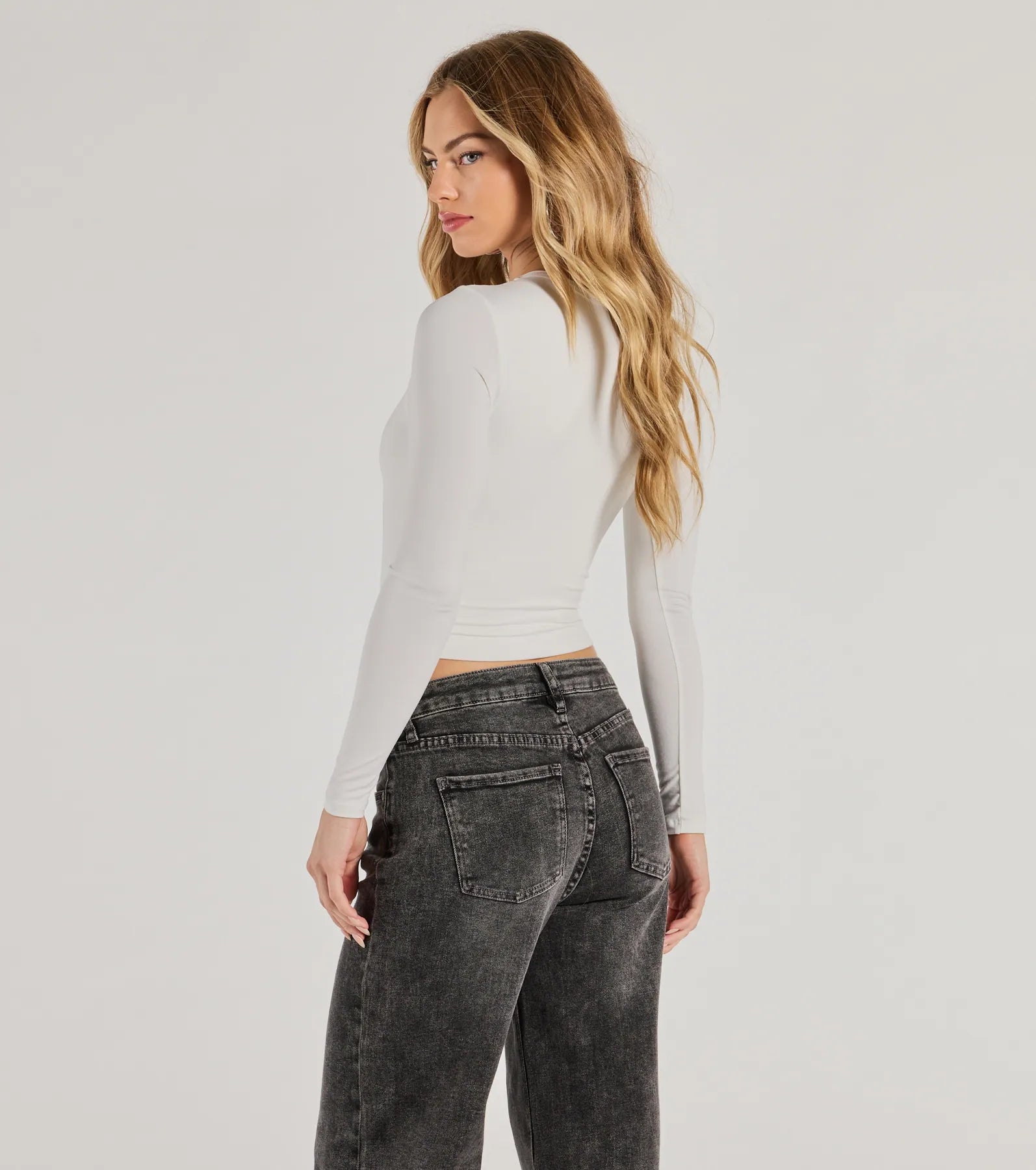 Essential Long Sleeve Crew Top