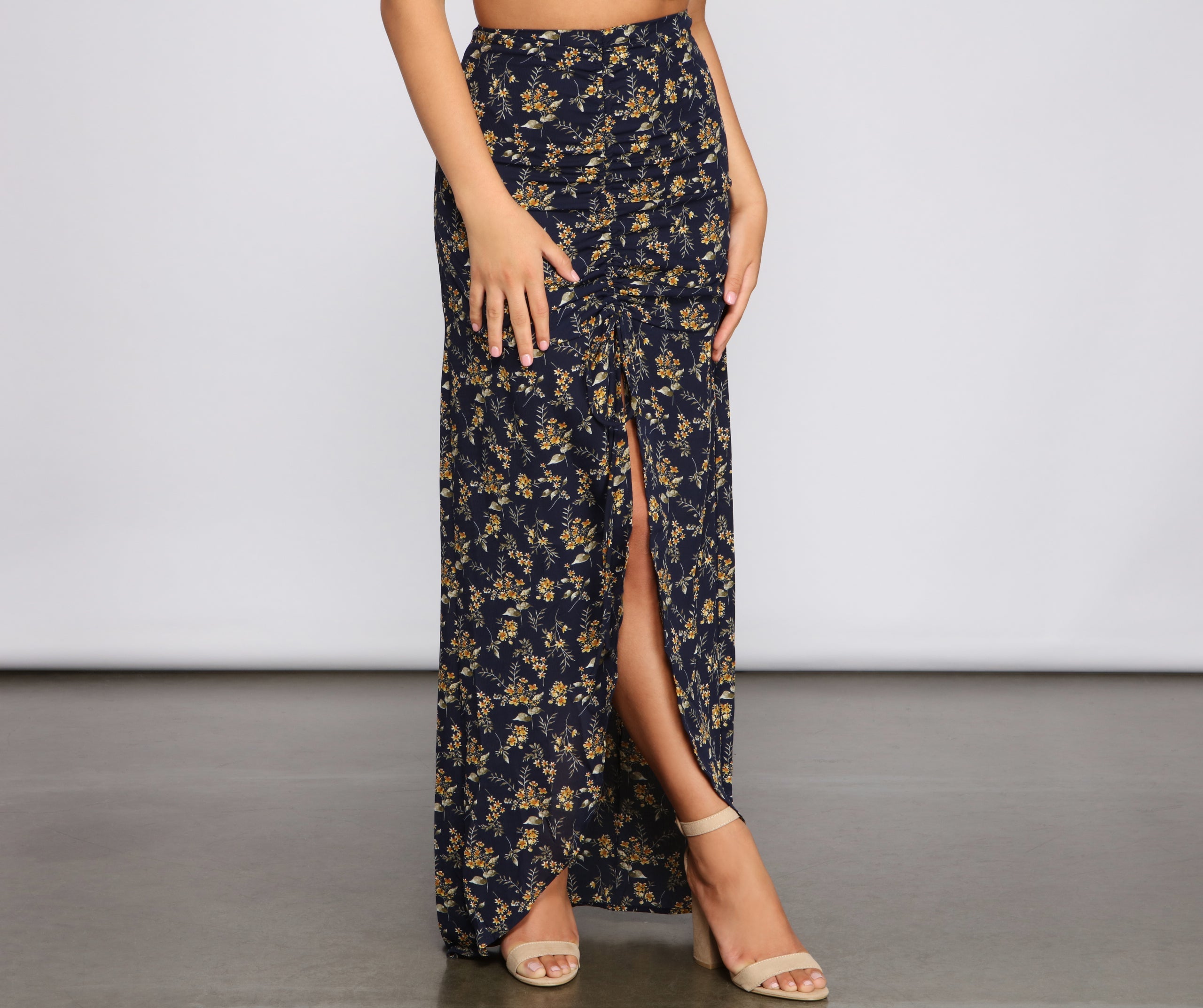 Ditsy Floral Ruffled Maxi Skirt
