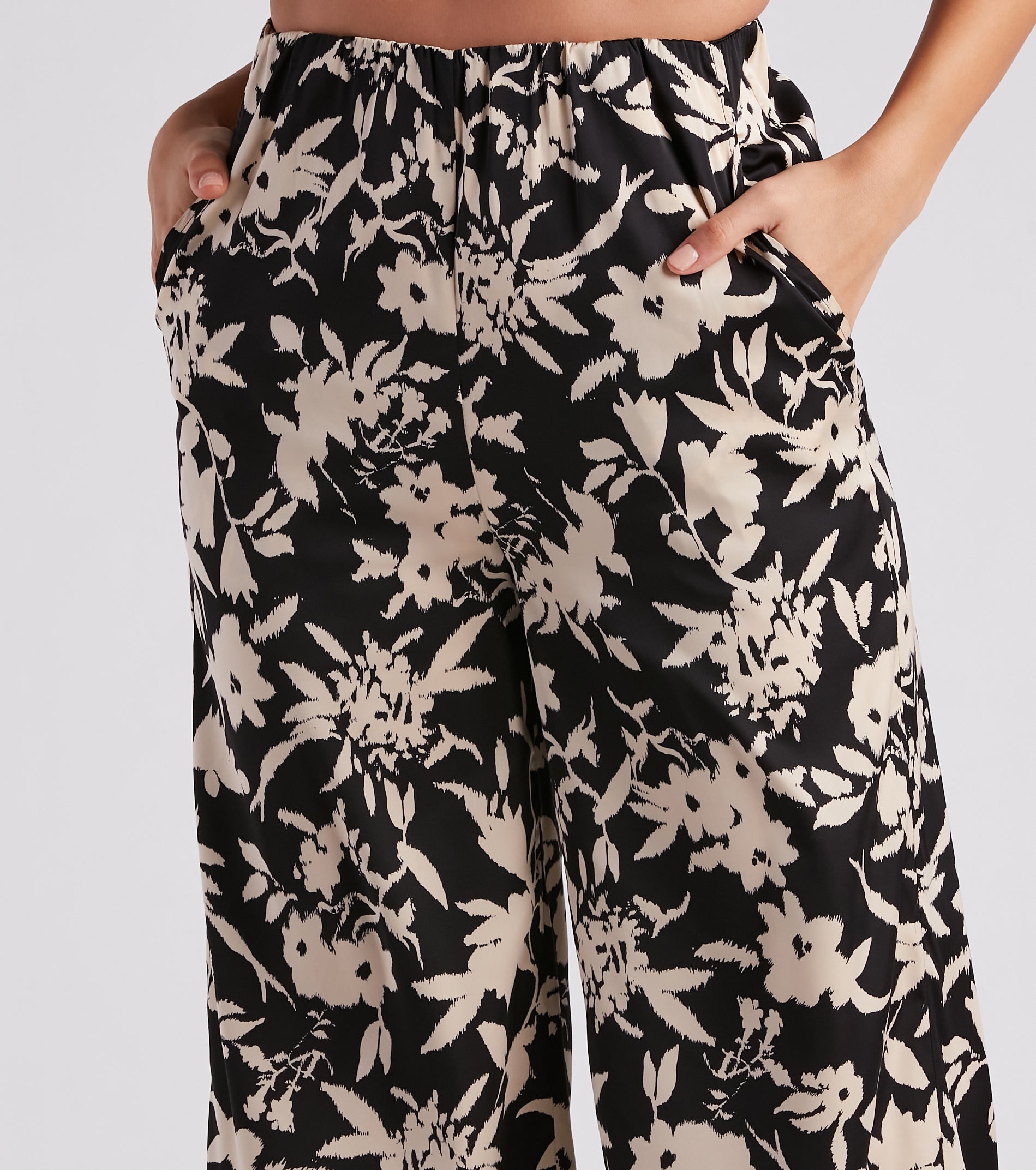 Major Muse Floral Satin Pants