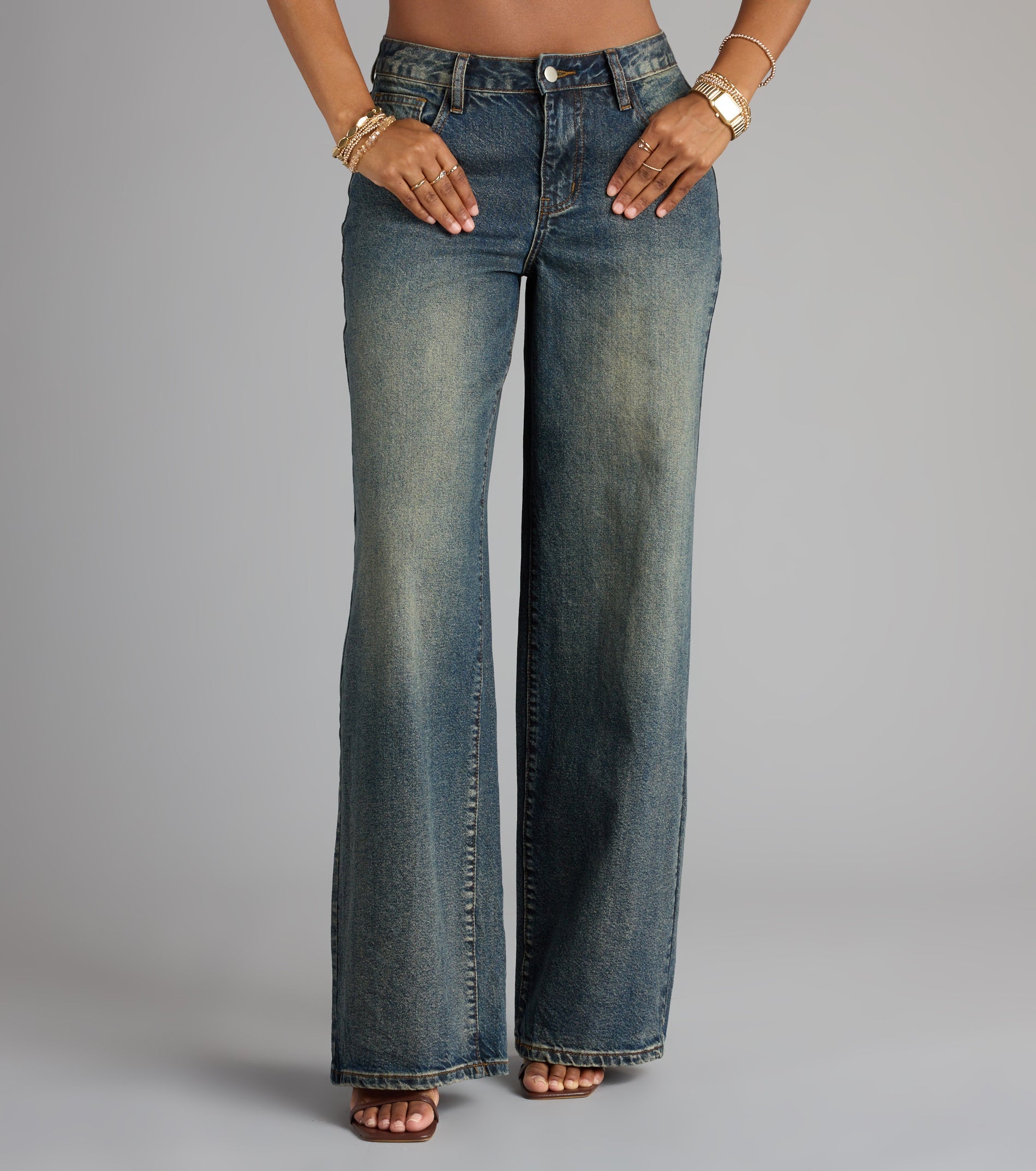 Off Duty Vibe Mid Rise Wide Leg Denim Jeans