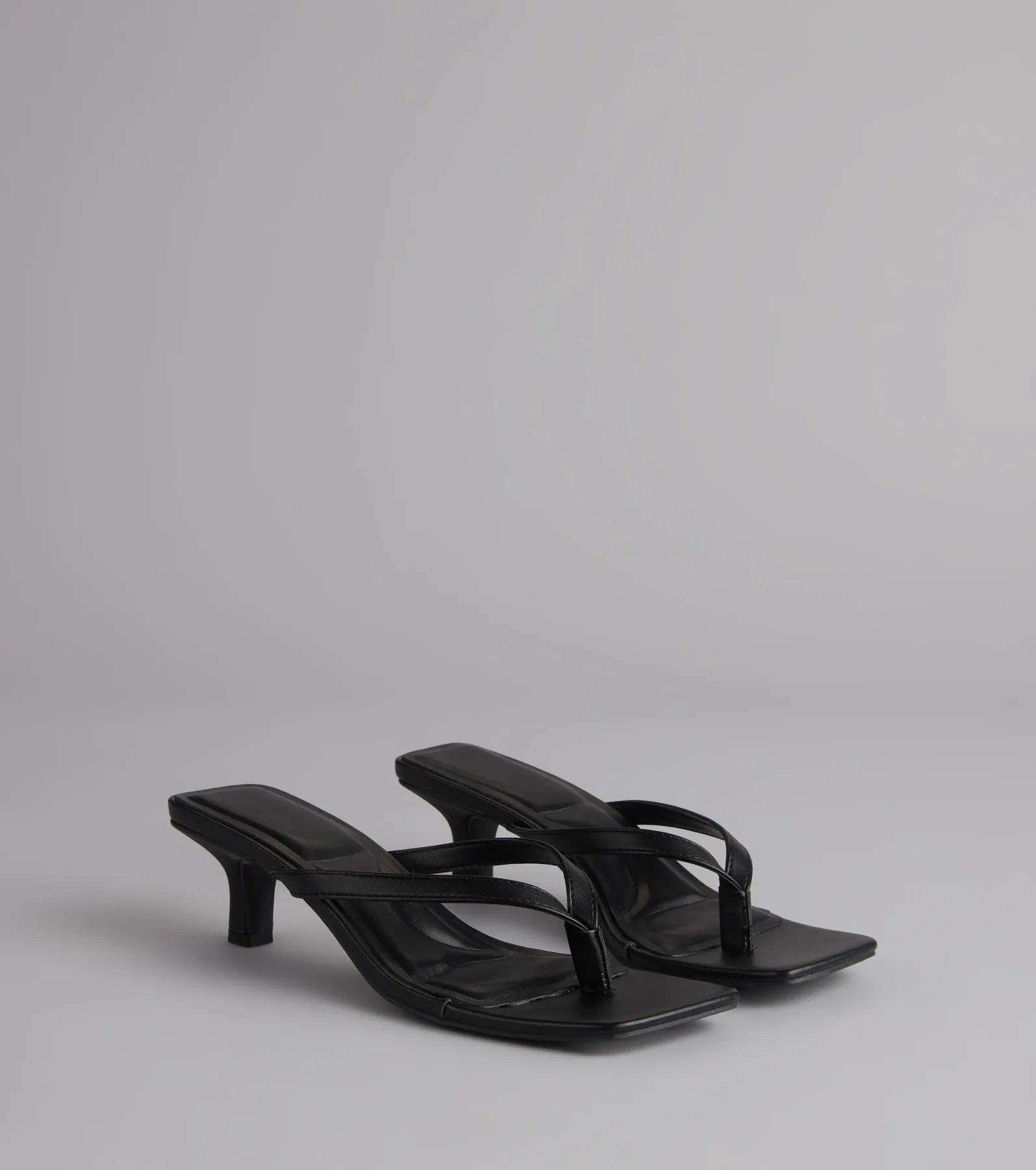 Feeling Chic Thong Square Toe Heels