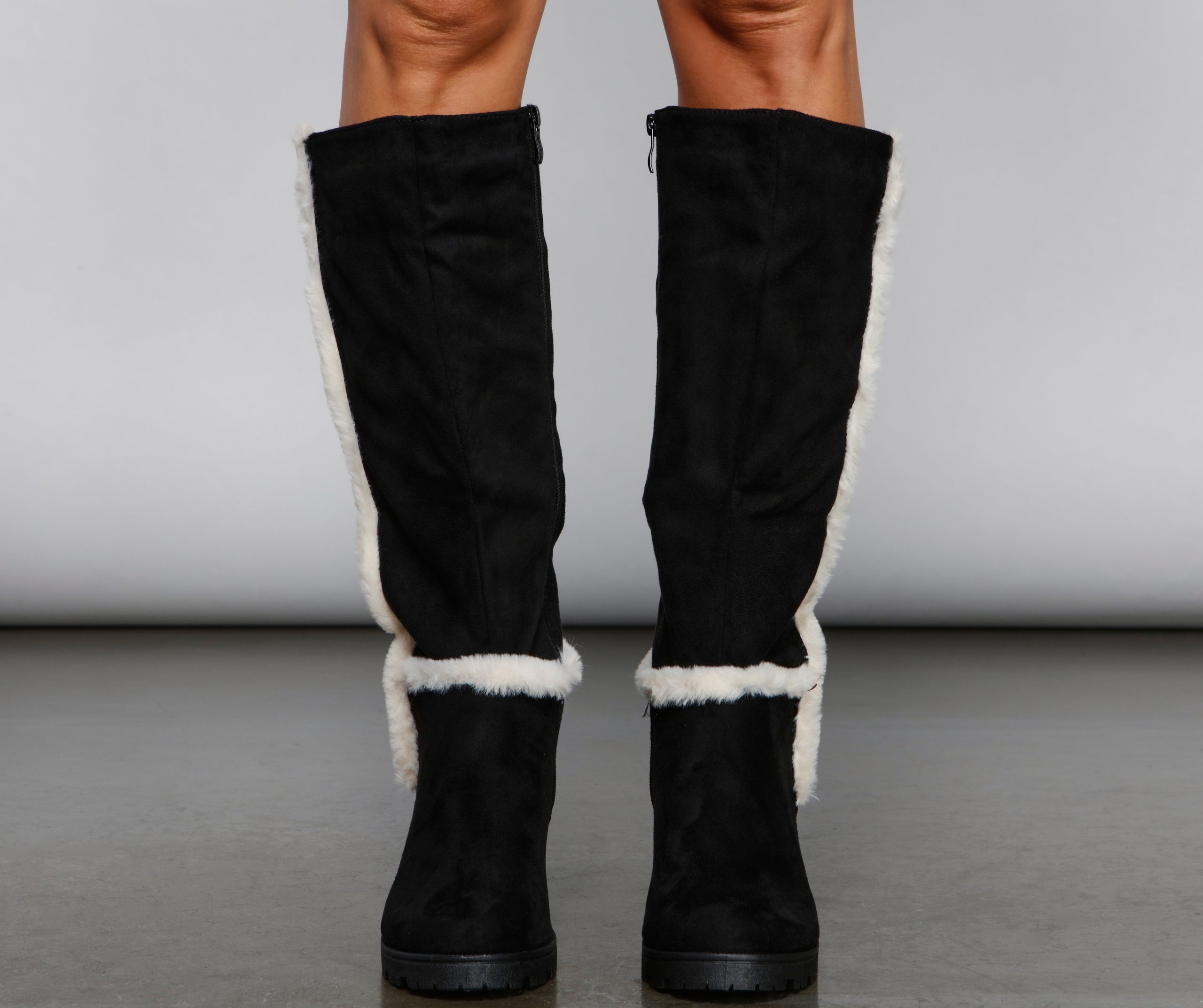 Chic And Cozy Sherpa Detailed Boots