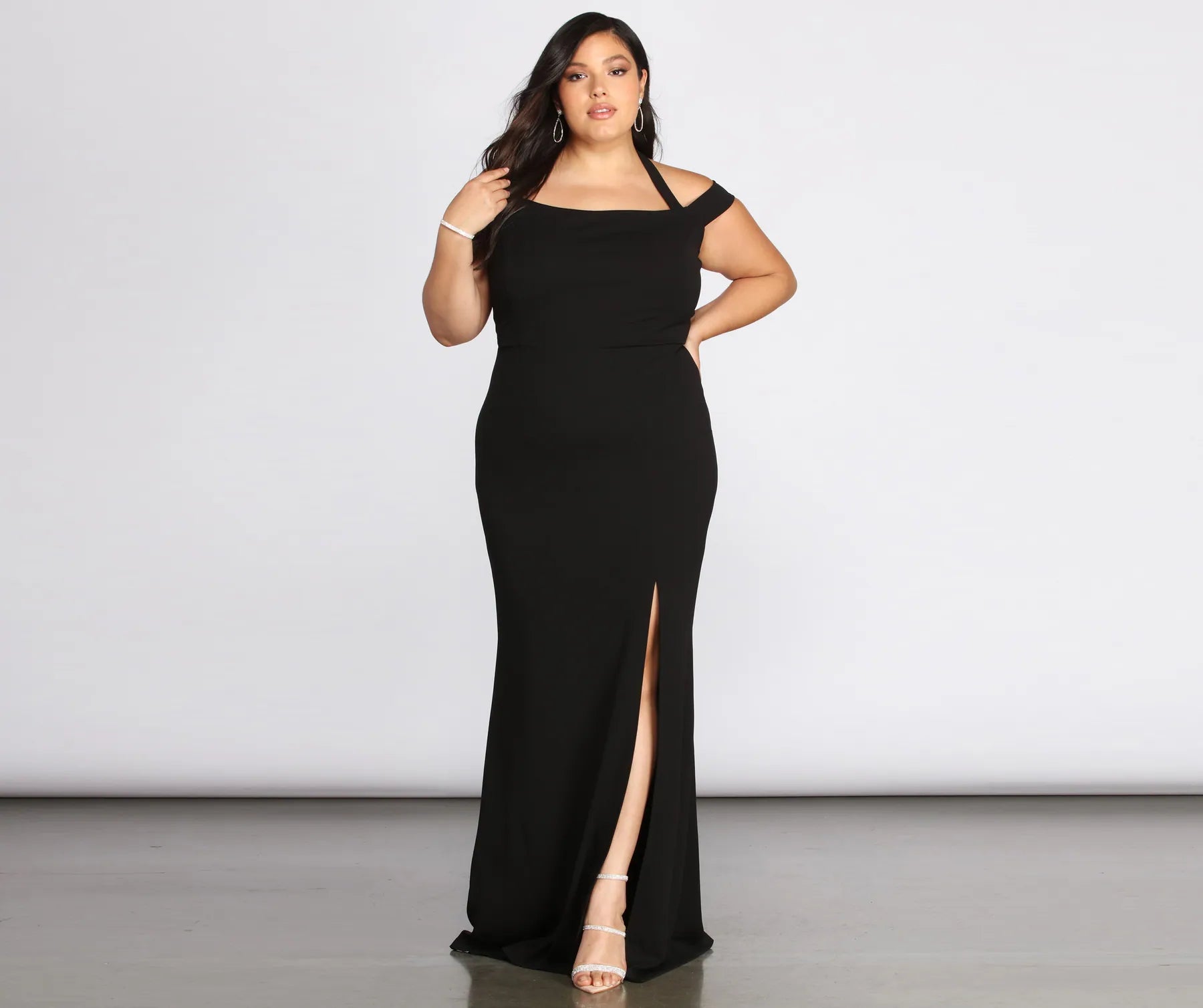 Plus Adelina Formal Halter Crepe Dress